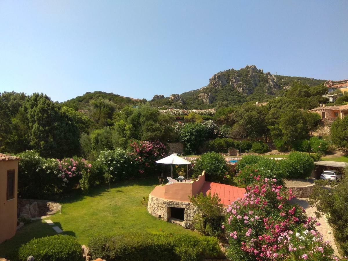 Con Piscina - Appartamentiflarida